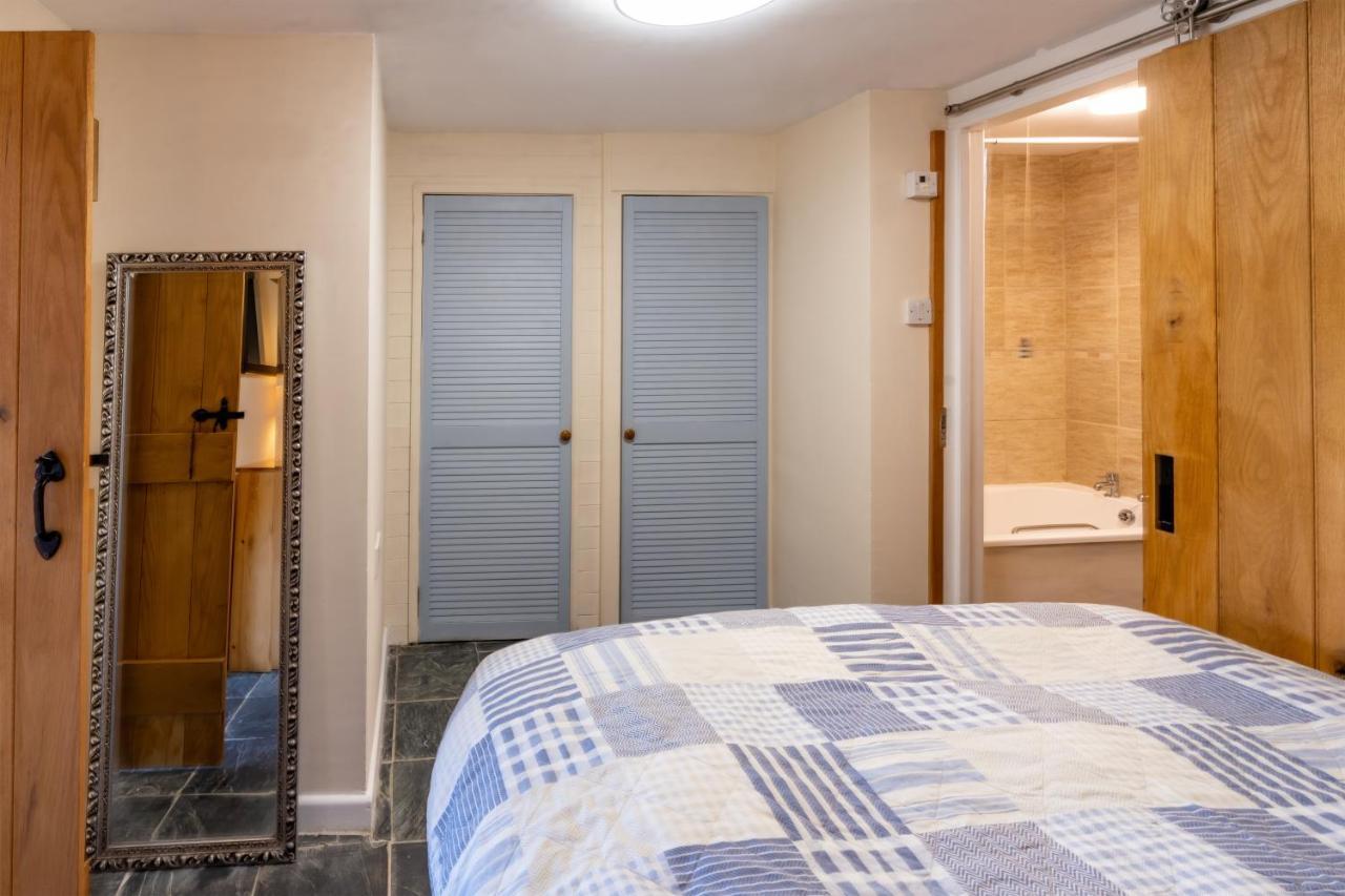 Апартаменты Looe Self Catering Экстерьер фото